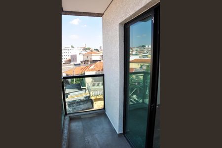 Apartamento à venda com 104m², 2 quartos e 1 vagaDetalhe - Varanda do Quarto 01 com Suíte