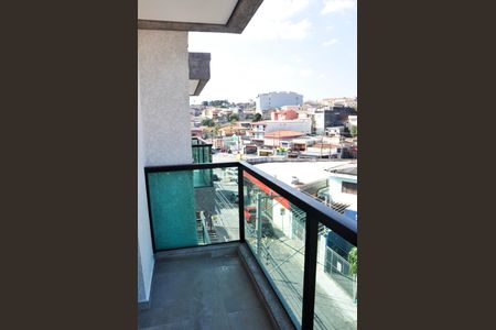 Apartamento à venda com 104m², 2 quartos e 1 vagaDetalhe - Varanda do Quarto 01 com Suíte