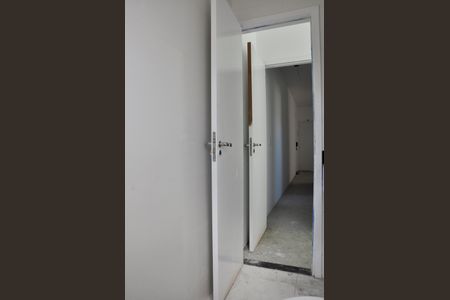Apartamento à venda com 103m², 2 quartos e 1 vagaCorredor