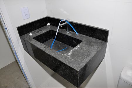 Apartamento à venda com 103m², 2 quartos e 1 vagaBanheiro Social