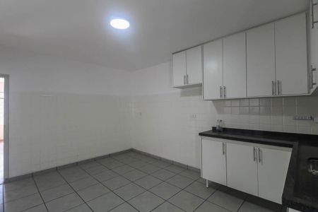 Casa à venda com 125m², 4 quartos e 3 vagasCozinha