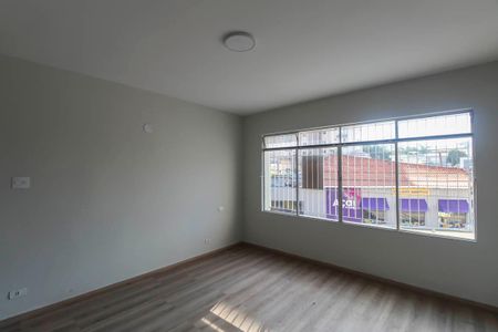 Casa à venda com 125m², 4 quartos e 3 vagasSala