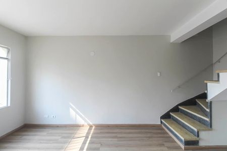 Casa à venda com 125m², 4 quartos e 3 vagasSala