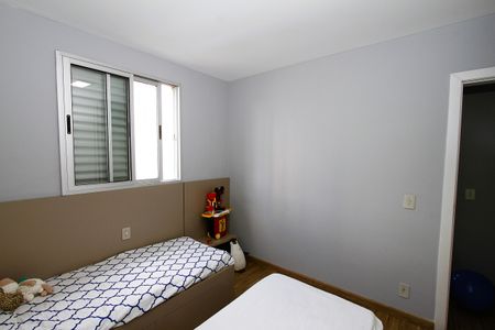 Apartamento à venda com 116m², 4 quartos e 2 vagasQuarto 3