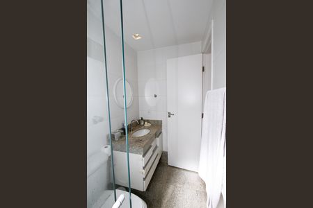 Apartamento à venda com 116m², 4 quartos e 2 vagasBanheiro da Suíte