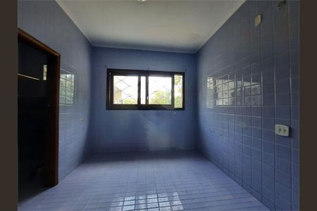 Casa à venda com 371m², 3 quartos e 4 vagas