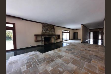 Casa à venda com 371m², 3 quartos e 4 vagas