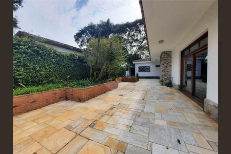 Casa à venda com 371m², 3 quartos e 4 vagas