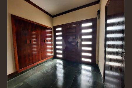 Casa à venda com 371m², 3 quartos e 4 vagas