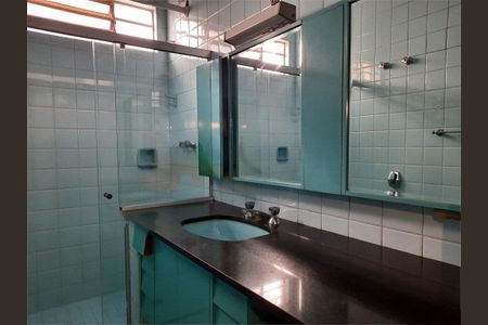 Casa à venda com 371m², 3 quartos e 4 vagas