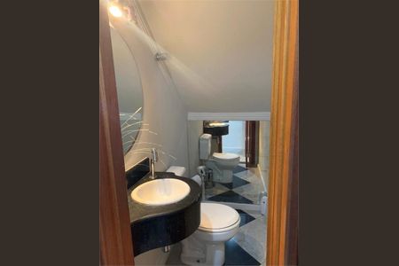 Casa à venda com 281m², 4 quartos e 3 vagas