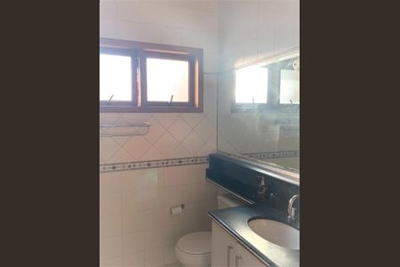 Casa à venda com 281m², 4 quartos e 3 vagas