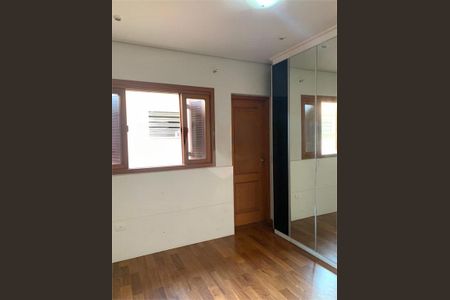 Casa à venda com 281m², 4 quartos e 3 vagas