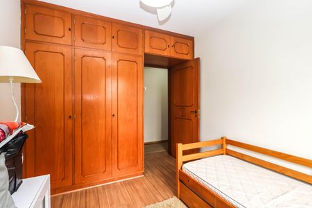 Apartamento à venda com 130m², 3 quartos e 2 vagasQuarto 1