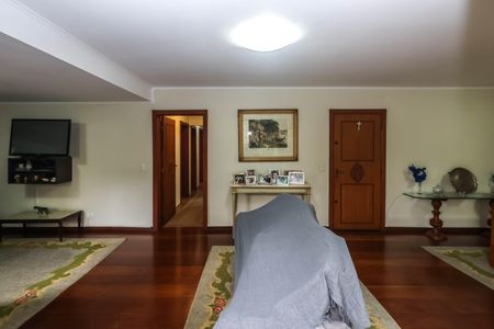 Apartamento à venda com 130m², 3 quartos e 2 vagasSala