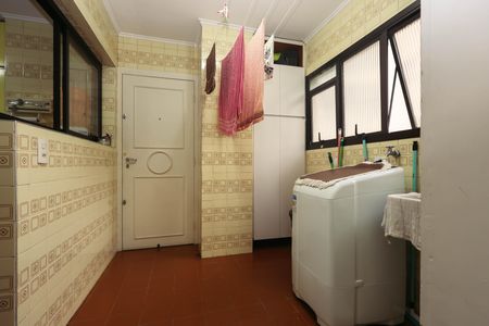 Apartamento à venda com 130m², 3 quartos e 2 vagasÁrea de Serviço