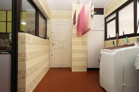 Apartamento à venda com 130m², 3 quartos e 2 vagasÁrea de Serviço