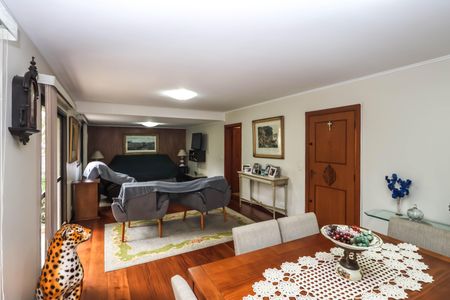 Apartamento à venda com 130m², 3 quartos e 2 vagasSala