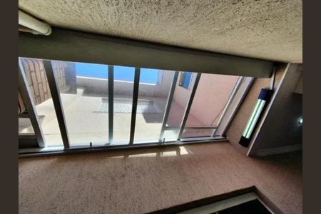 Casa à venda com 70m², 2 quartos e 2 vagas