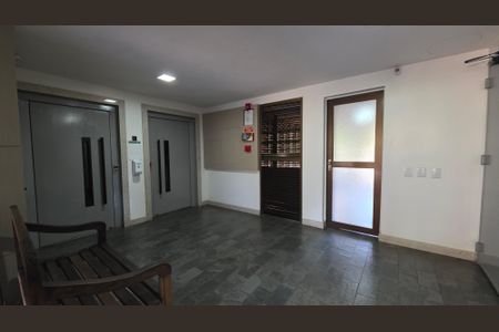 Apartamento para alugar com 90m², 2 quartos e 1 vagaHall Social