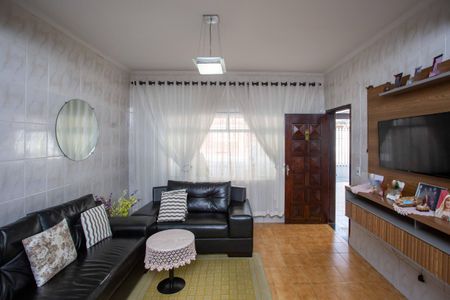 Casa à venda com 232m², 4 quartos e 2 vagasSala