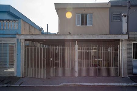 Casa à venda com 232m², 4 quartos e 2 vagasFachada