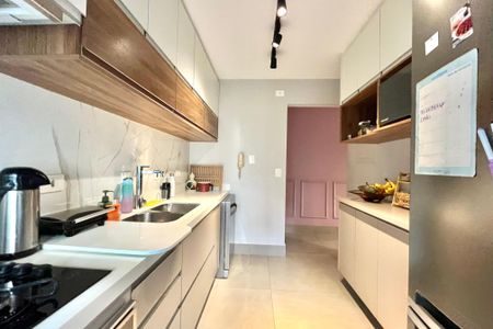 Apartamento à venda com 75m², 3 quartos e 2 vagas Apartamento à venda com 75m², 3 quartos e 2 vagasCozinha