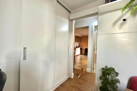 Apartamento à venda com 75m², 3 quartos e 2 vagas Apartamento à venda com 75m², 3 quartos e 2 vagasQuarto 1