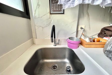 Apartamento à venda com 75m², 3 quartos e 2 vagas Apartamento à venda com 75m², 3 quartos e 2 vagasÁrea de Serviço