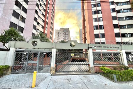 Apartamento à venda com 75m², 3 quartos e 2 vagas Apartamento à venda com 75m², 3 quartos e 2 vagasFachada