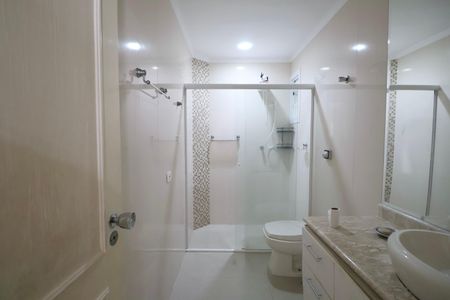 Apartamento para alugar com 126m², 4 quartos e 2 vagas Apartamento para alugar com 126m², 4 quartos e 2 vagasBanheiro Suíte