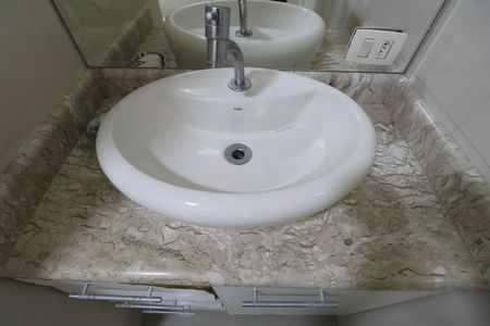 Apartamento para alugar com 126m², 4 quartos e 2 vagas Apartamento para alugar com 126m², 4 quartos e 2 vagasBanheiro Social