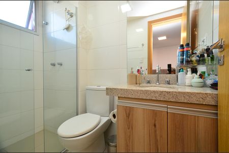 Apartamento à venda com 136m², 3 quartos e 3 vagas Apartamento à venda com 136m², 3 quartos e 3 vagasBanheiro suite