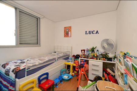 Apartamento à venda com 136m², 3 quartos e 3 vagas Apartamento à venda com 136m², 3 quartos e 3 vagasQuarto 1