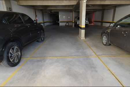 Apartamento à venda com 136m², 3 quartos e 3 vagas Apartamento à venda com 136m², 3 quartos e 3 vagasGaragem