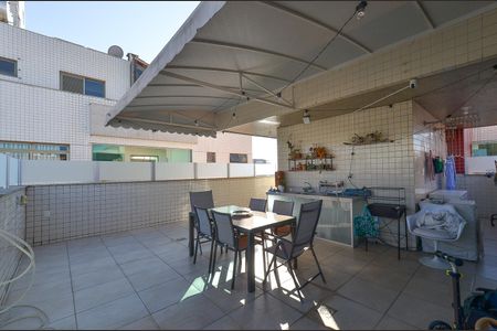 Apartamento à venda com 136m², 3 quartos e 3 vagas Apartamento à venda com 136m², 3 quartos e 3 vagasArea Gourmet da cobertura