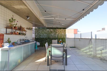 Apartamento à venda com 136m², 3 quartos e 3 vagas Apartamento à venda com 136m², 3 quartos e 3 vagasArea Gourmet da cobertura