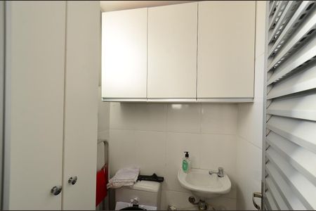 Apartamento à venda com 136m², 3 quartos e 3 vagas Apartamento à venda com 136m², 3 quartos e 3 vagasArea serviço