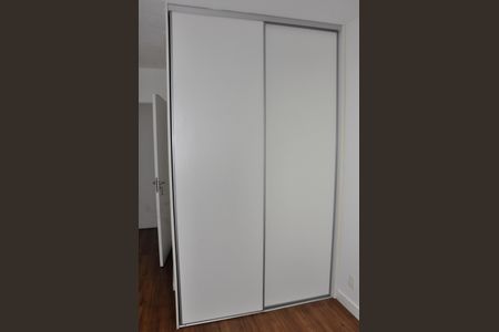 Apartamento à venda com 50m², 2 quartos e 1 vagaQuarto 02