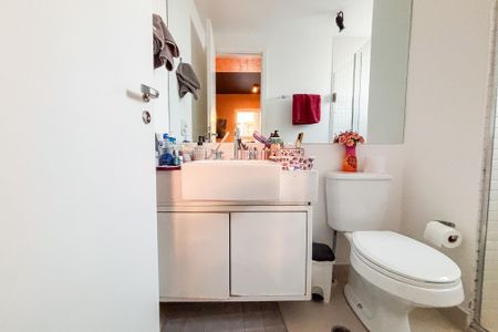 Apartamento à venda com 130m², 1 quarto e 2 vagasBanheiro