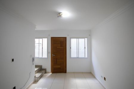 Casa à venda com 90m², 2 quartos e 1 vagaSala/Cozinha