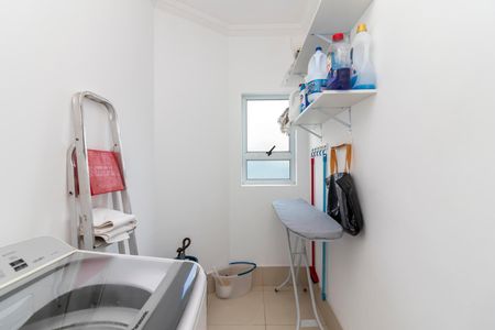 Casa à venda com 260m², 3 quartos e 5 vagas Casa à venda com 260m², 3 quartos e 5 vagasÁrea de Serviço