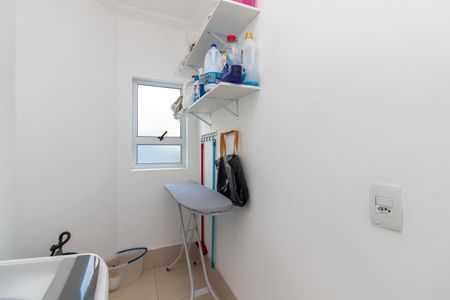 Casa à venda com 260m², 3 quartos e 5 vagas Casa à venda com 260m², 3 quartos e 5 vagasÁrea de Serviço