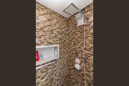 Casa à venda com 260m², 3 quartos e 5 vagas Casa à venda com 260m², 3 quartos e 5 vagasBanheiro da Suíte 1