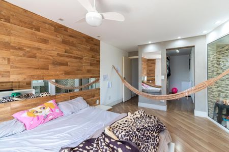 Casa à venda com 260m², 3 quartos e 5 vagas Casa à venda com 260m², 3 quartos e 5 vagasSuíte 1