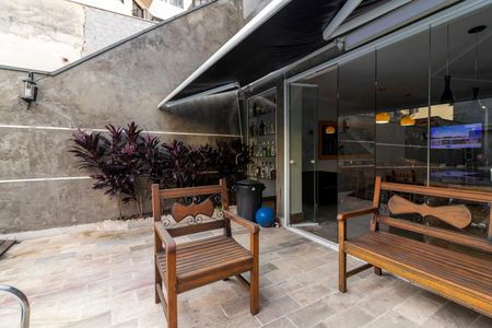 Casa à venda com 260m², 3 quartos e 5 vagas Casa à venda com 260m², 3 quartos e 5 vagasÁrea de Lazer