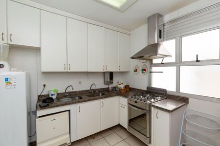Apartamento à venda com 125m², 3 quartos e 2 vagasCozinha