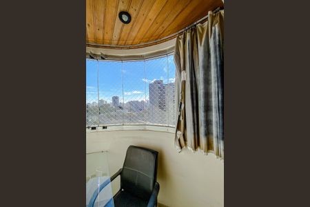 Apartamento à venda com 82m², 3 quartos e 2 vagas Suíte