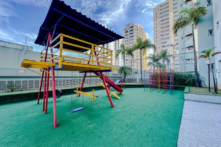 Apartamento à venda com 82m², 3 quartos e 2 vagasÁrea comum - Playground