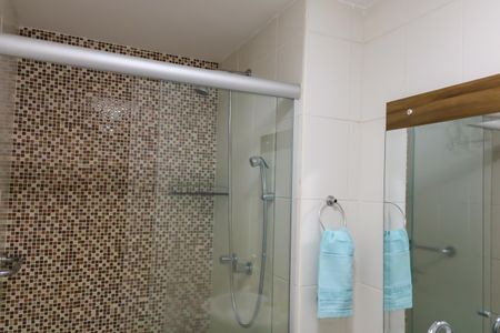 Apartamento à venda com 115m², 3 quartos e 2 vagas Apartamento à venda com 115m², 3 quartos e 2 vagasBanheiro Social